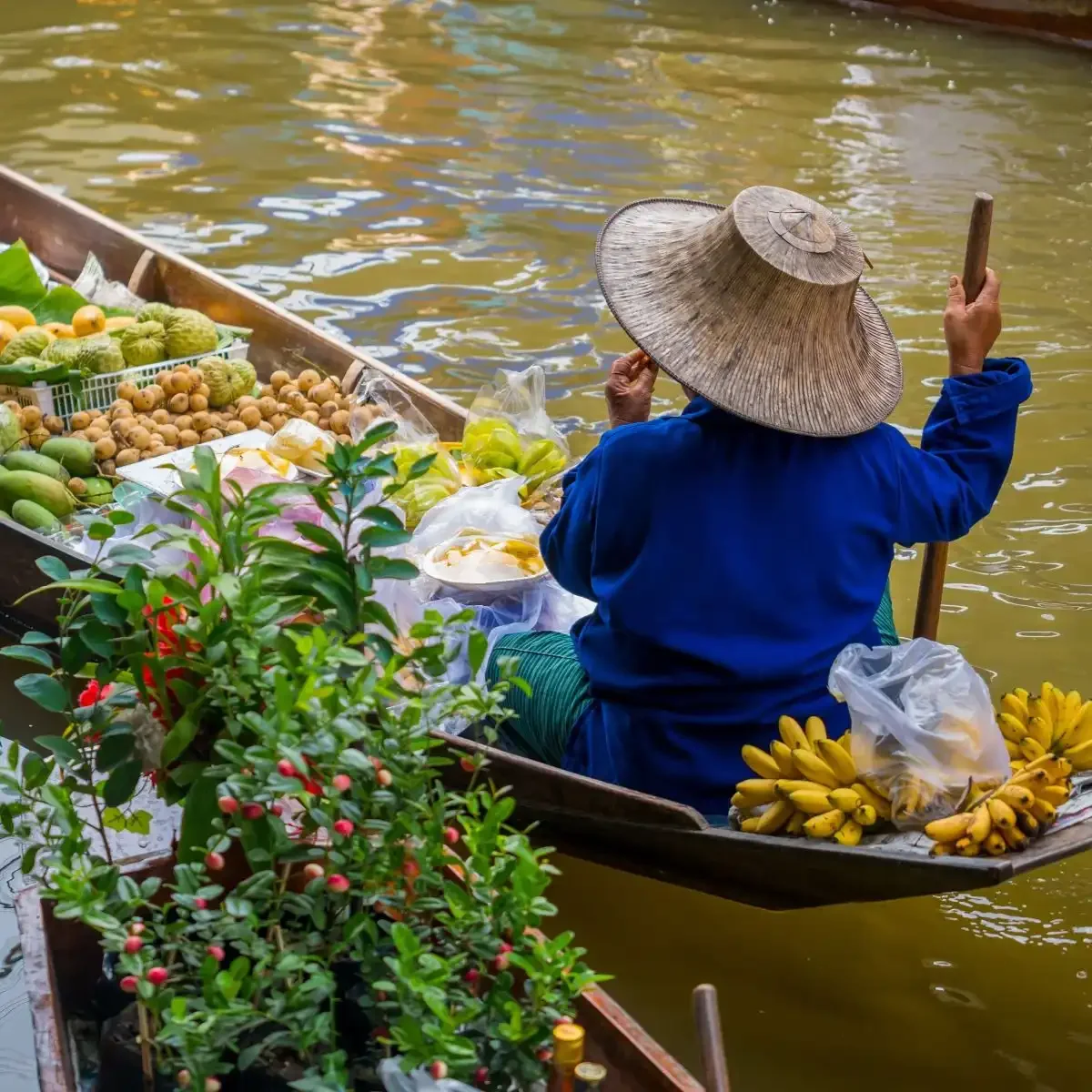 damnoen-saduak-floating-market-thailand.jpg